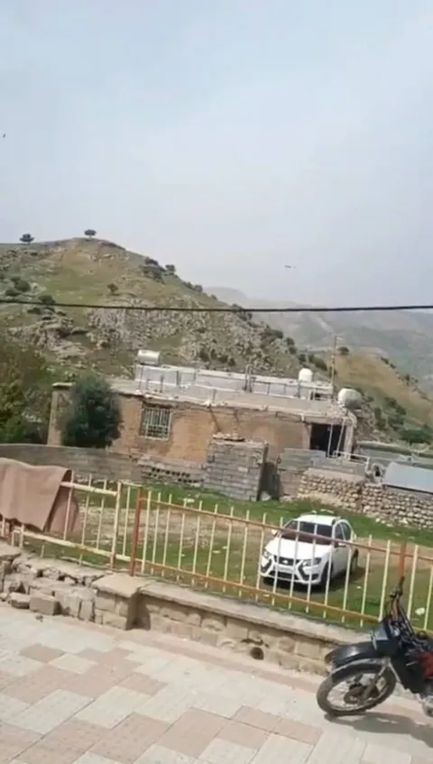 فیلم/ لحظه دیدنی از شلیک عشایر به جنگنده دشمن با برنو