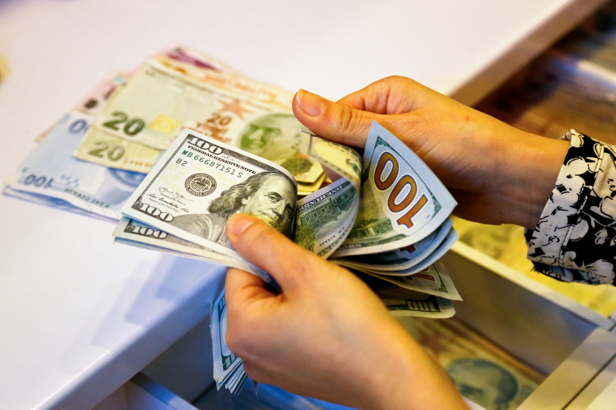 پیش بینی قیمت دلار شنبه ۲۴ مرداد ۱۴۰۵