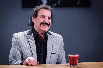 فیلم / جواد یساری ۸۲ ساله شد