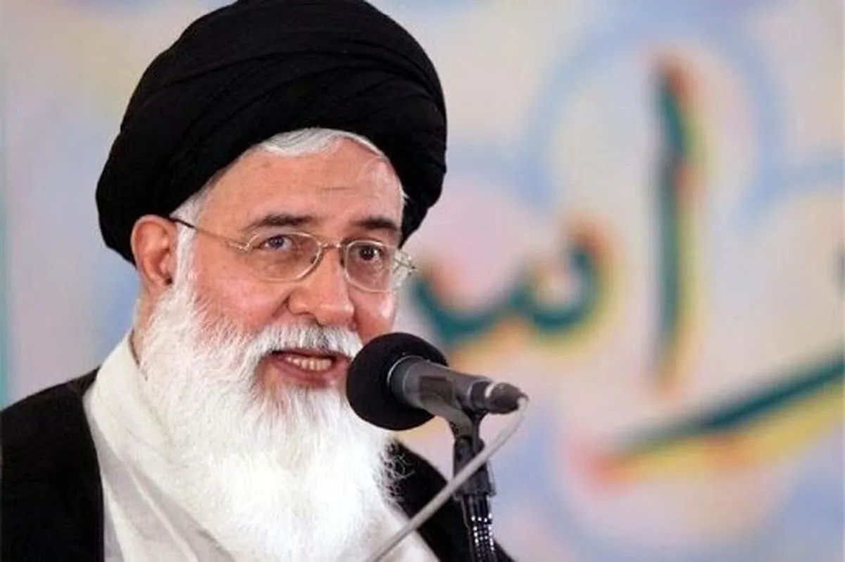 علم‌الهدی: امروز بدون اینکه با آمریکای ناپاک دست بدهیم، به همه چیز رسیده‌ایم