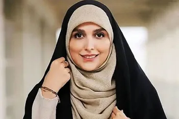 مژده لواسانی کنار دو بازیگر جنجالی؛ این عکس خبرساز شد