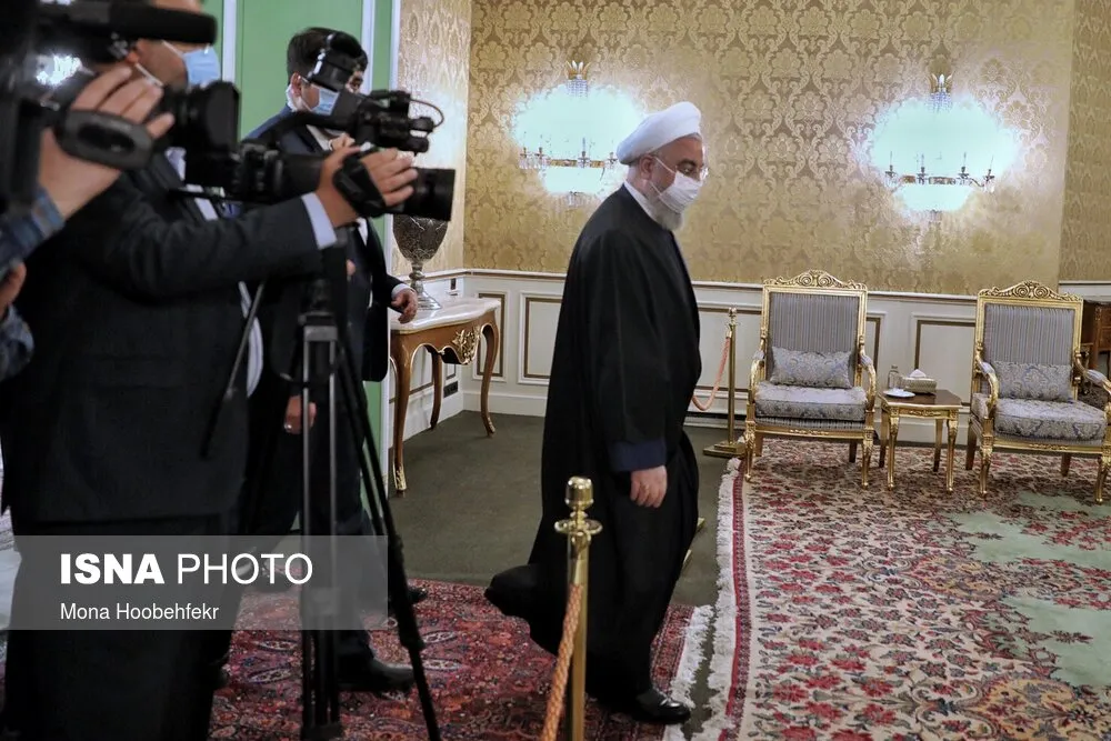 وانگ ئی وزیر امور خارجه چین، شنبه ۷ فروردین، با حسن روحانی، رییس جمهوری در مجموعه حافظیه سعدآباد دیدار و گفتگو کرد.