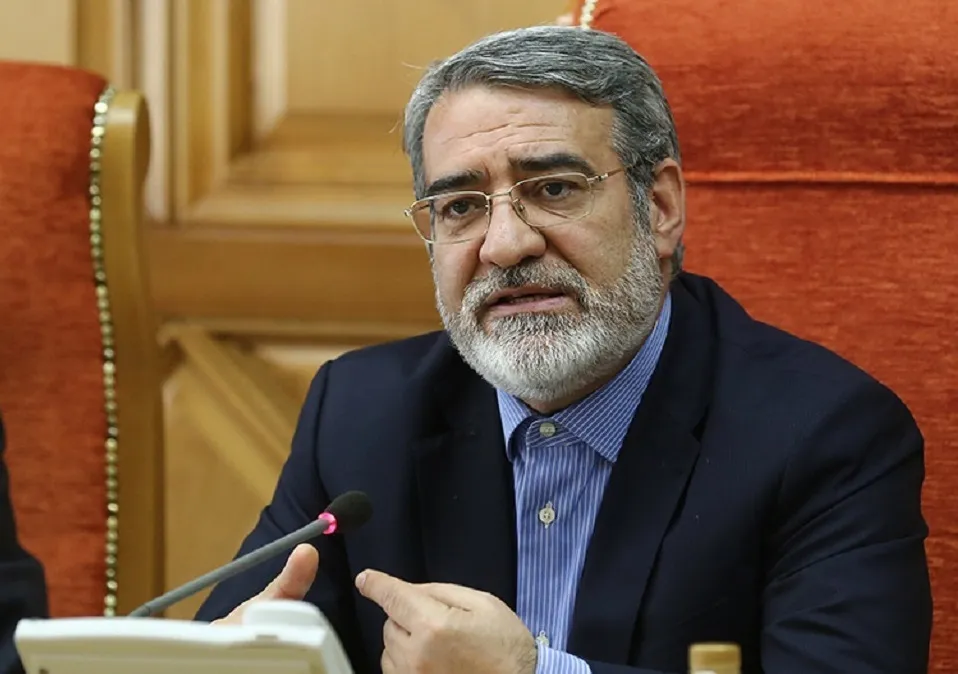 وزیر کشور: زمانبندی تهیه واکسن، دی ماه اعلام شده