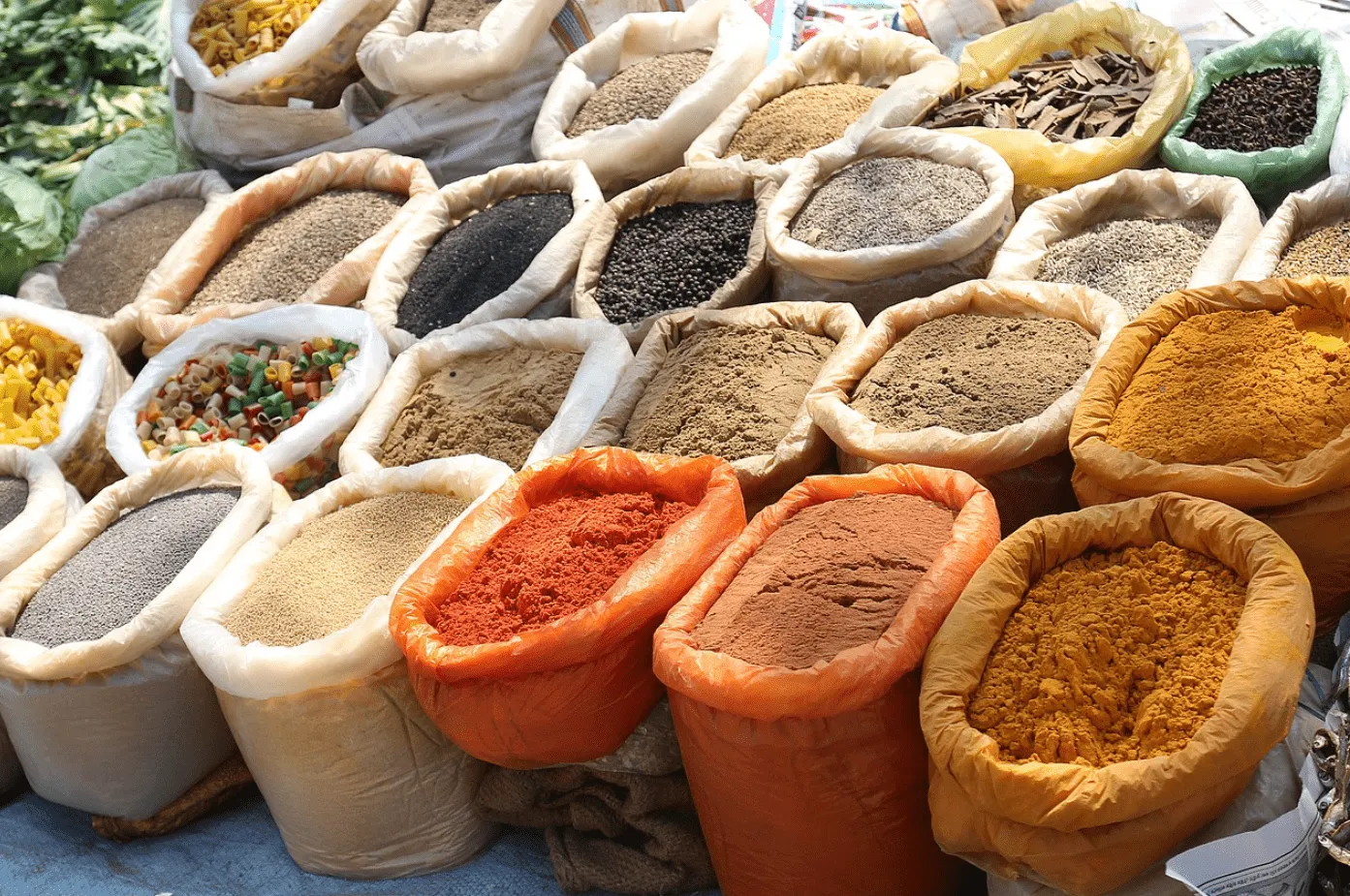 افزایش ۴۰ درصدی قیمت ادویه در سال جاری/ حذف تدریجی ادویه‌جات از سبد خانوار‌ها