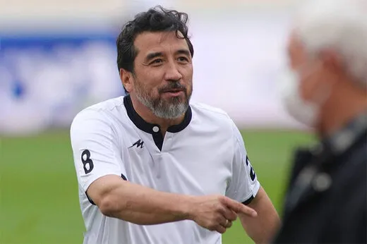 خداداد عزیزی با پیراهن پرسپولیس+ عکس