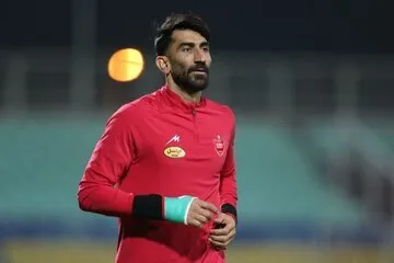واکنش بیرانوند به پیروزی پرسپولیس + عکس