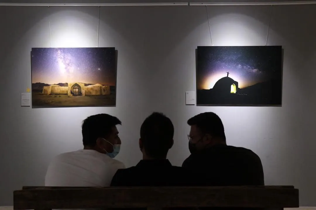نگارخانه &laquo;اٌ&raquo; 
هادی افشار