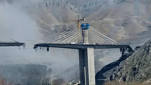جنایت هولناک آمریکا در حمله به پل B۱ کرج