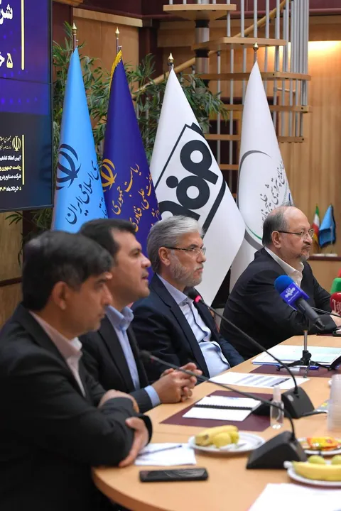 امضای تفاهم‌نامه همکاری معاونت علمی ریاست‌جمهوری و وزارت علوم با هلدینگ خلیج‌فارس