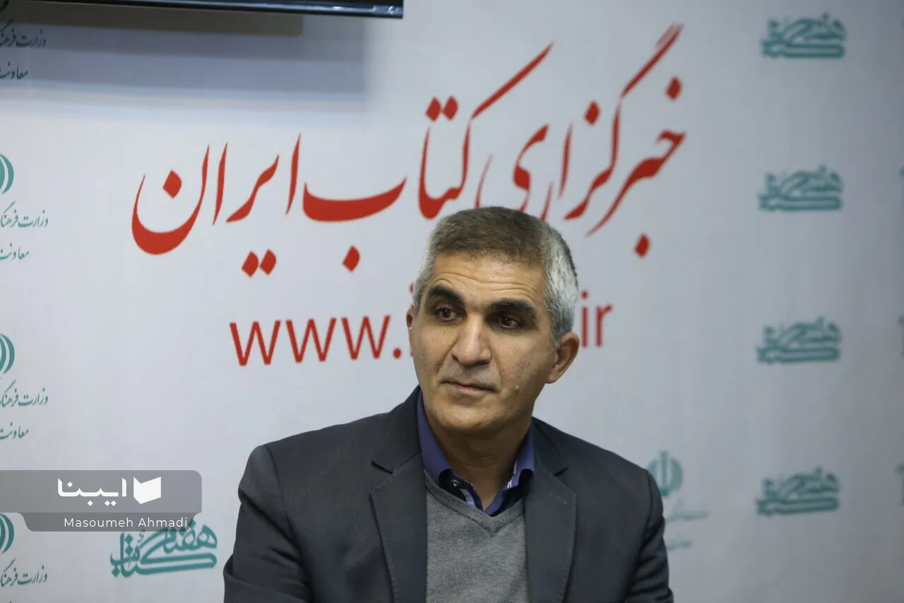 ترجمه کامل دیوان متنبی،در انتظار  ناشری نامدار