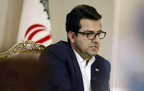 عکس/حمله تسنیم به سفیر ایران در باکو به دلیل عکس با خانم مجری!