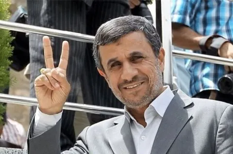 عکس/ محمود احمدی‌نژاد در مراسم سالگرد ارتحال امام