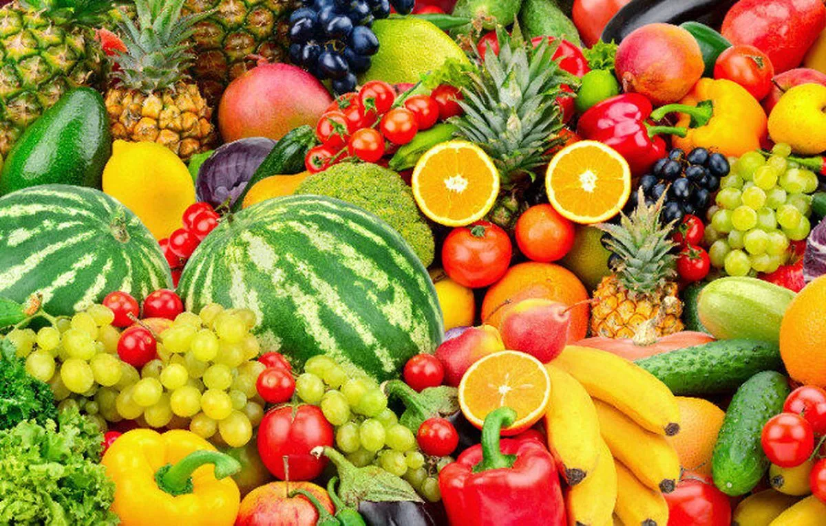 شب میوه بخوریم یا نه؟