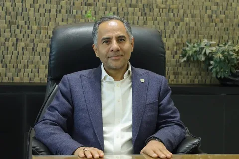 هادی اخلاقی فیض آثار، مدیرعامل بانک تجارت کیست؟