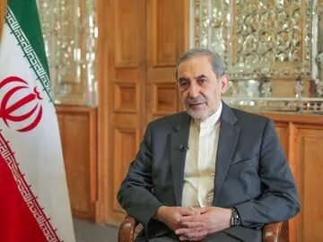 اولین واکنش ولایتی به مذاکرات ایران و آمریکا