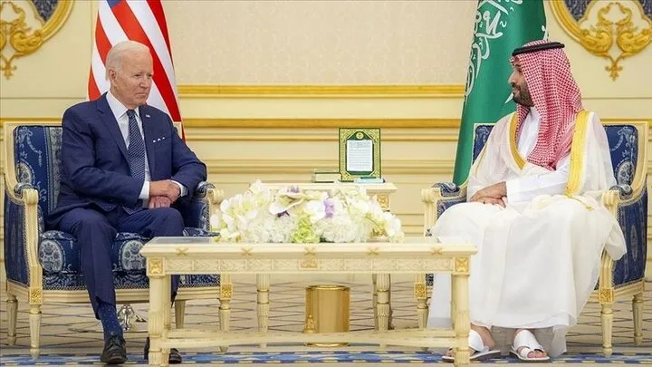 فیلم/ جو بایدن و محمد بن سلمان سرانجام با یکدیگر دست دادند