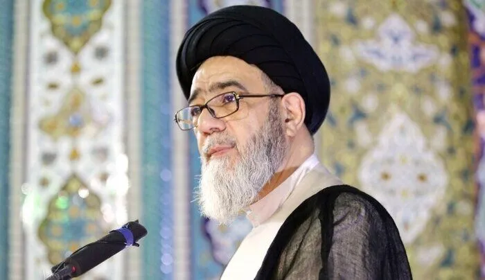 انتقاد از نمایش لباس‌های زیر زنانه در فروشگاه‌ها