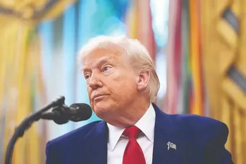 جمله جنجالی ترامپ خطاب به هگست؛ «ایران را درهم کوبیدی!» + ویدئو