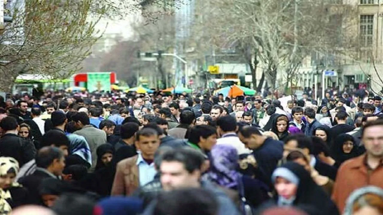 مشکلات اقتصادی؛ دلیل اصلی عدم تمایل به فرزندآوری