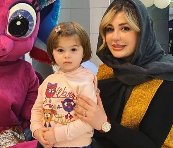 نیوشا ضیغمی و دختر بامزه‌اش +عکس