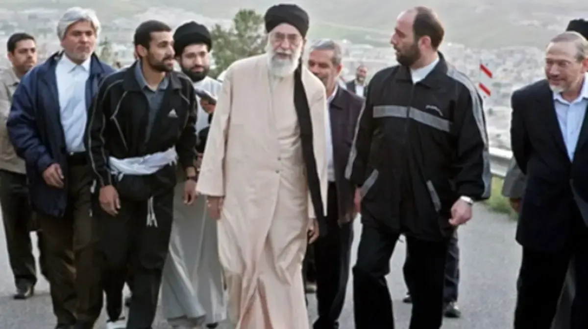 تصاویر خاطره انگیزاز کوهنوردی رهبر انقلاب را ببینید