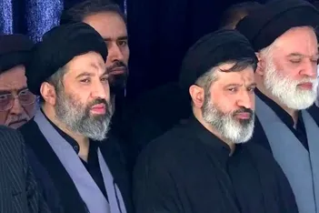 عکس/ فرزندان رهبر شهید انقلاب در مصلی تهران
