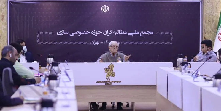 خصوصی‌سازی بدون نظارت، باعث شکست اقتصاد می‌شود