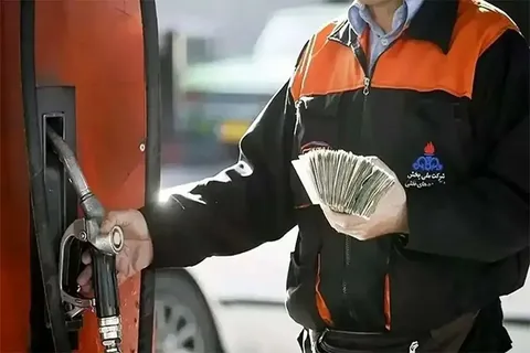 چرا در وسط جنگ، صحبت از بنزین ۱۰ هزار تومانی است؟/ حساس‌ترین جراحی‌ های اقتصادی در روز‌های بحران انجام می‌شود!