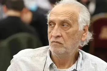 فیلم / احمد نجفی: سکوت در مقابل شهادت رهبری مایه ننگ است