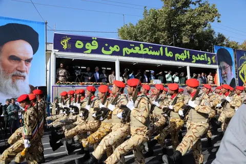 افزایش ۳۰ تا بیش از ۵۰ درصدی حقوق نیرو‌های مسلح در دستور کار