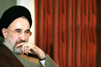 ببینید | سید محمد خاتمی چگونه عمامه می‌بندد؟