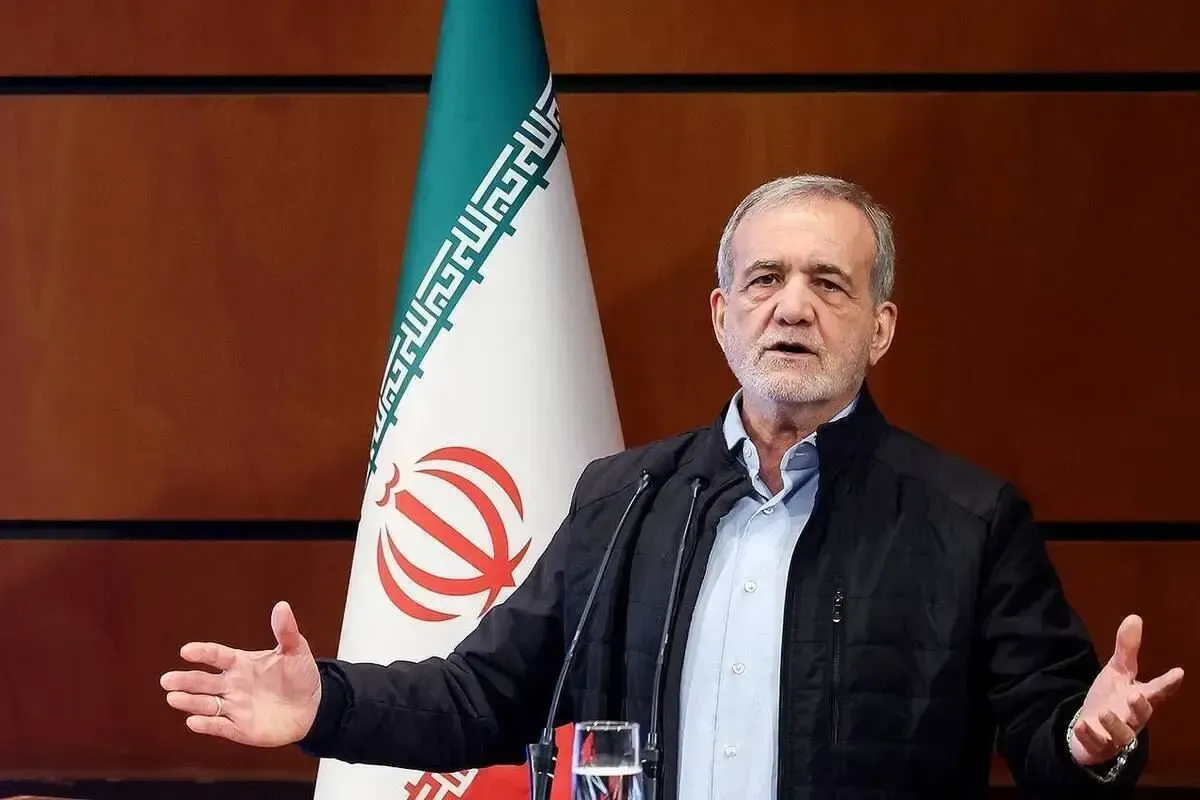 فیلم/ اظهارات آتشین پزشکیان درباره گرانی بنزین