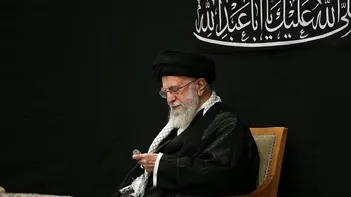اولین تصاویر از آماده‌سازی خودروی حامل پیکر رهبر شهید