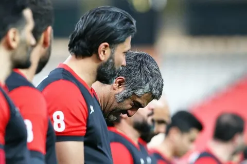 دیدار تیم‌های منتخب ۹۸ و منتخب سرخابی؛ به یاد میناوند و انصاریان