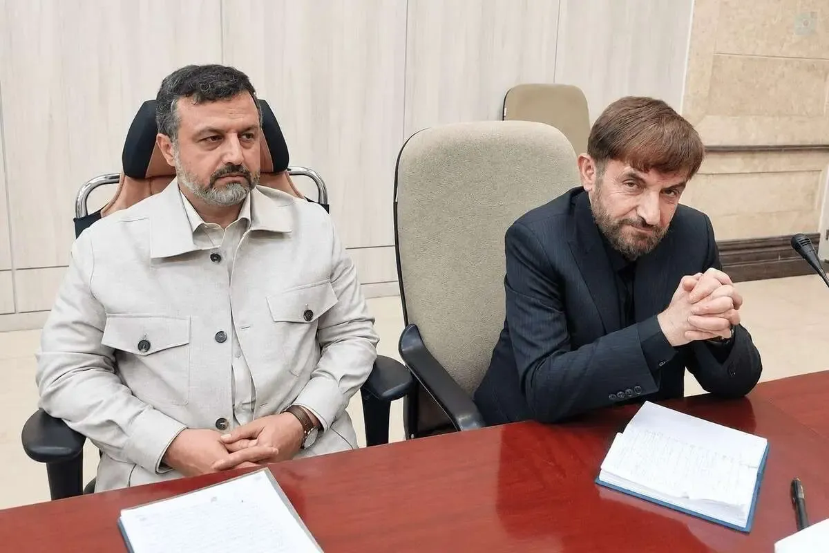 خاندوزی و آقا محمدی