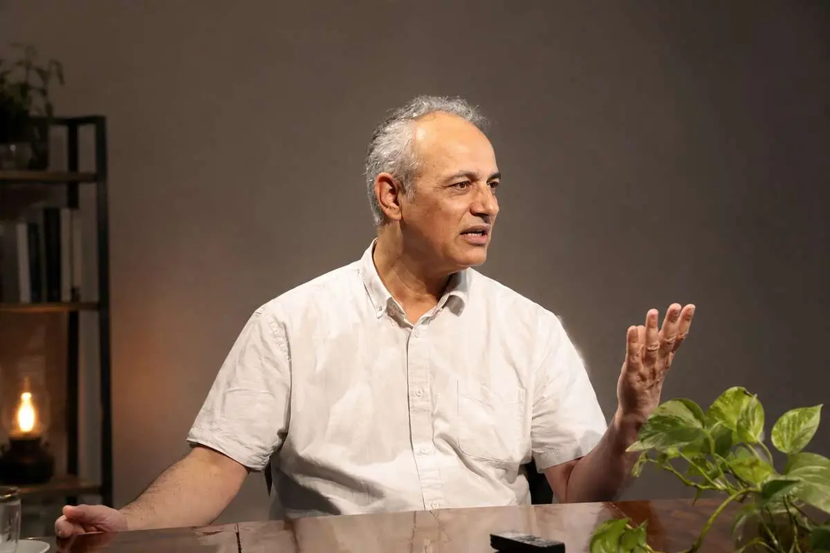 احمد زیدآبادی روزنامه نگار