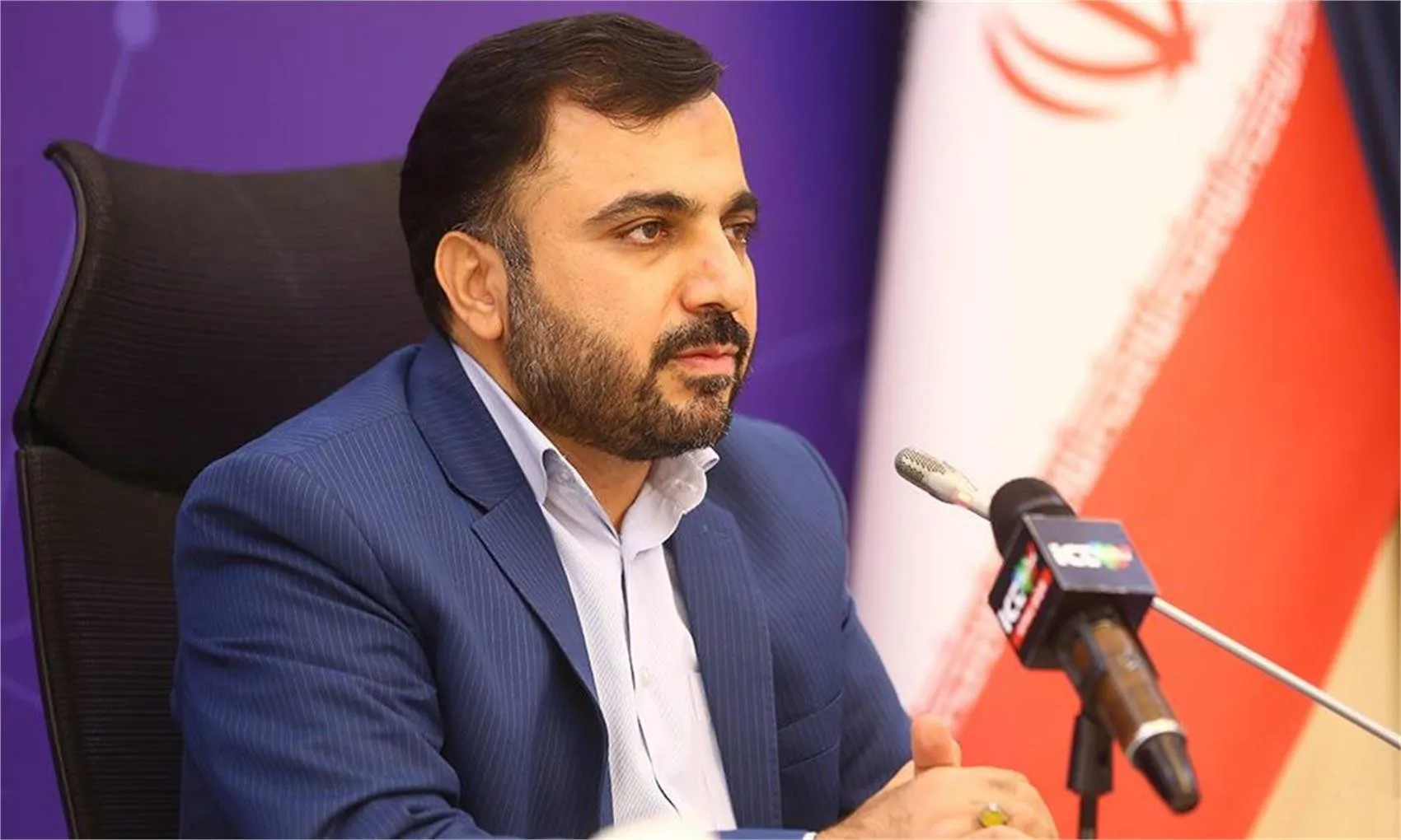 وزیر ارتباطات به دلیل داشتن ۵ فرزند وزیر نمونه شد