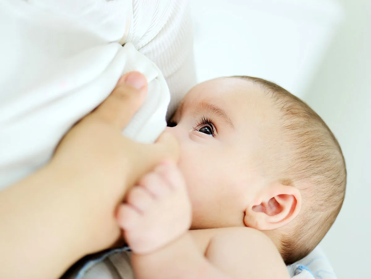 نکاتی درباره تغذیه با شیر مادر