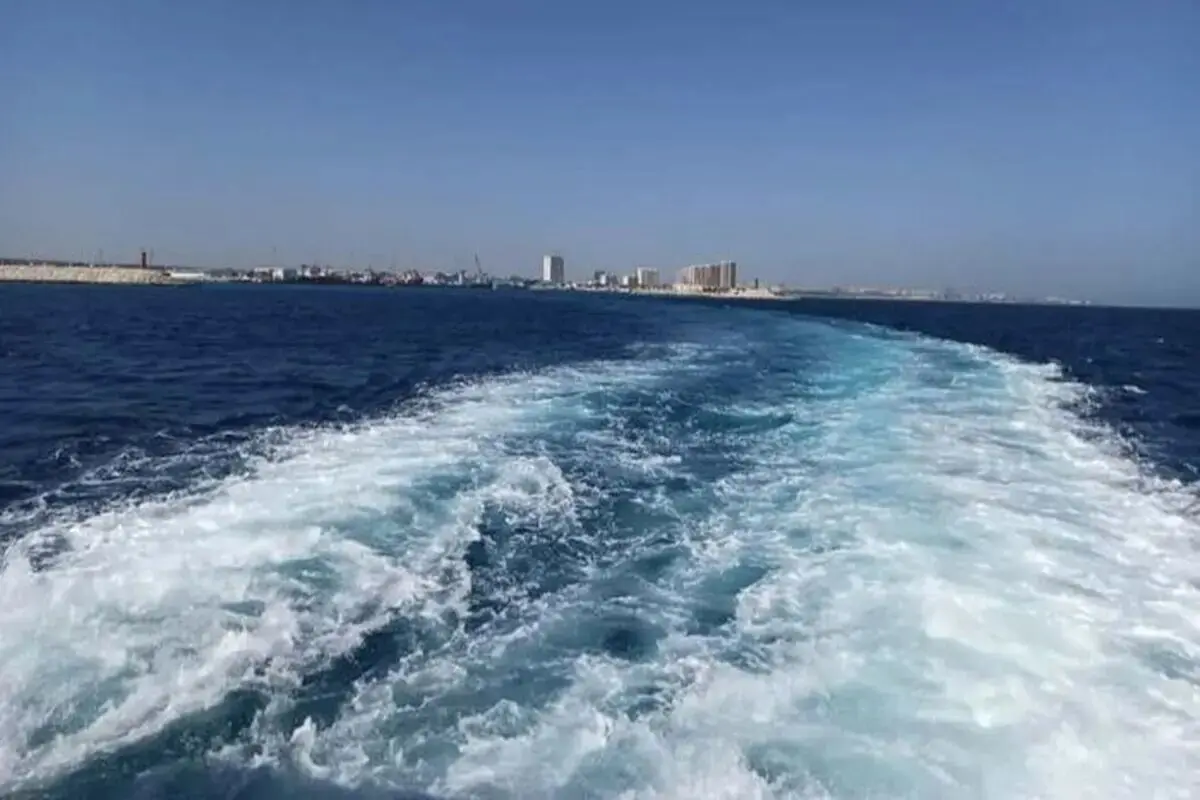 شنا در دریای خزر
