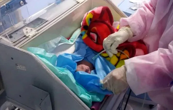 بهبود دو نوزاد کرونایی در گیلان