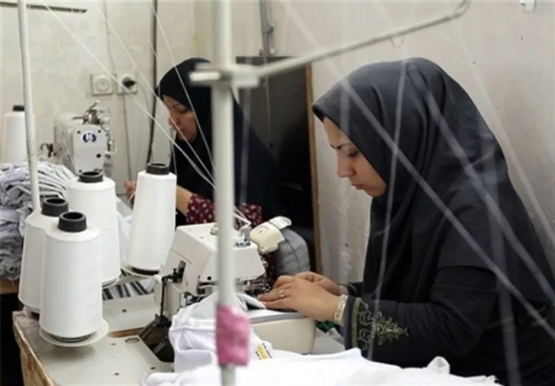 ۴۰ درصد شاغلین کشور در بخش غیر رسمیِ اقتصاد فعال اند