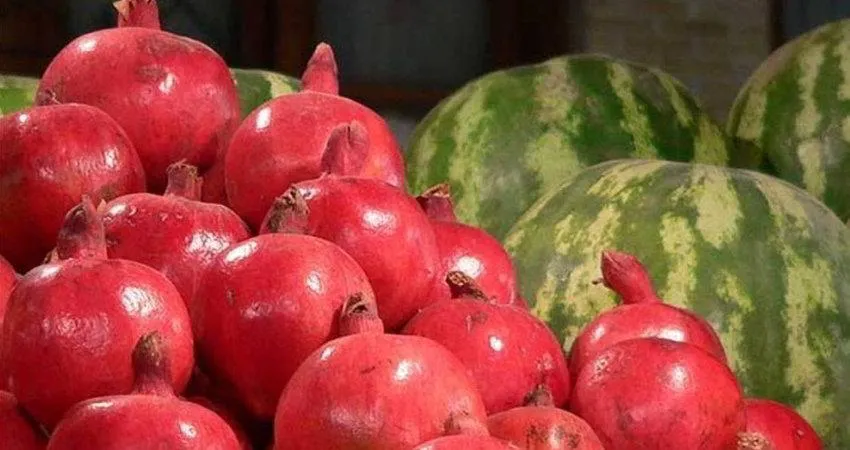 قیمت هندوانه و انار سر به فلک کشید