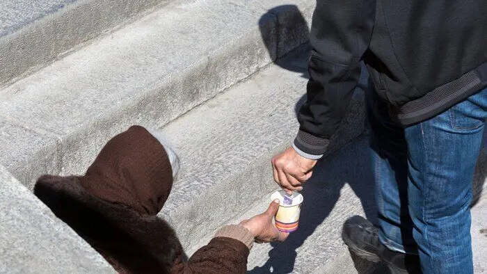 دستگیری یک گدا با ۶۹میلیون تومان پول در جیب!