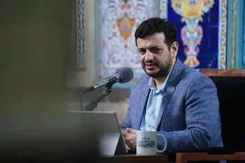طرح عجیب رائفی‌پور؛ سرمایه‌تان را ۴ برابر کنید!