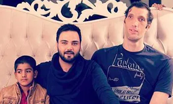 فیلم / دیدار دوباره احسان علیخانی با قهرمان والیبال ایران