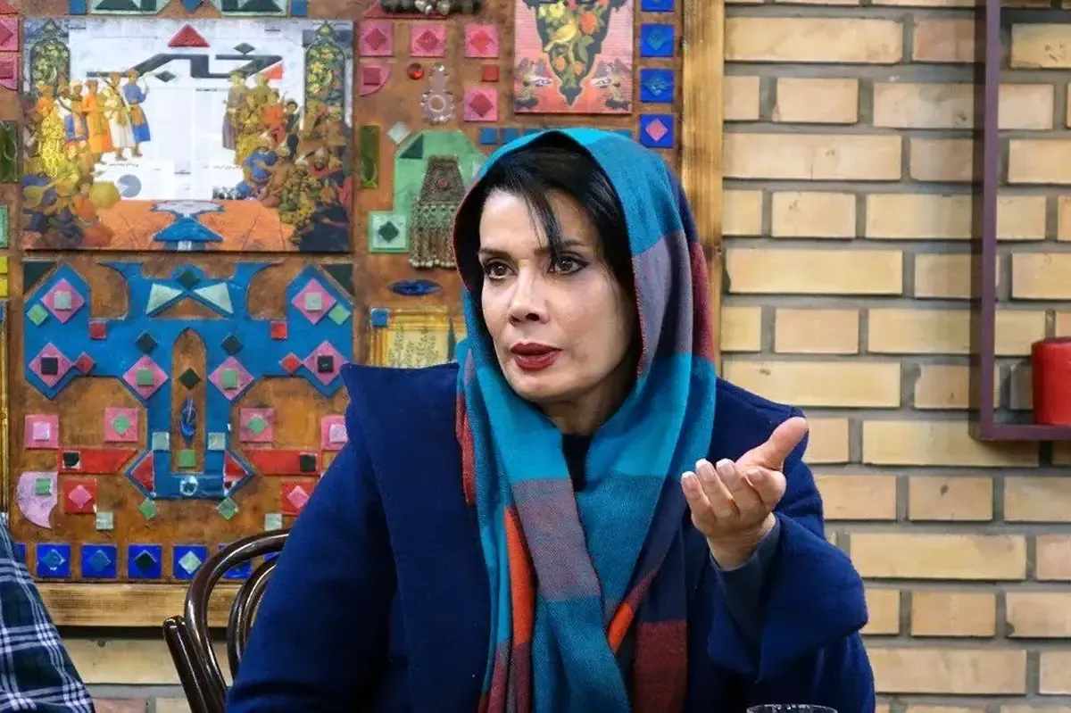 فیلم/ عاطفه رضوی در جمع امدادگران هلال احمر