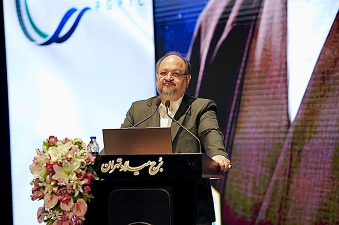 راهبرد جدید «فارس» پس از جنگ/سرکوب قیمتی از مشکلات تولید در صنعت پتروشیمی است/ کاهش وابستگی به زیرساخت‌های متمرکز انرژی در دستور کار است/ ظرفیت تولید بر اساس شرایط بازار و سودآوری مورد بازنگری قرار گرفته