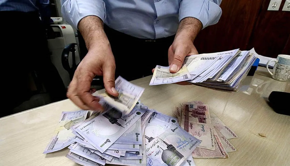 به این بازنشستگان وام ضروری ۲۰ میلیون تومانی تعلق می‌گیرد