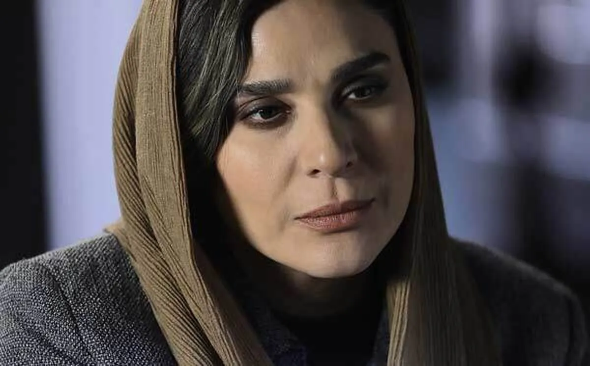 انتقاد روزنامه زاکانی از آرایش غلیظ سحر دولتشاهی در سریال افعی تهران