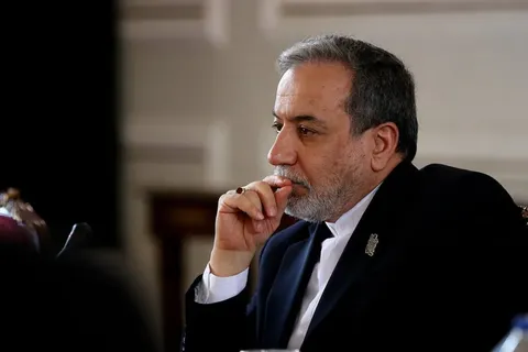 عراقچی: خسارت آمریکا در جنگ با ایران به ۸۱ هواپیما رسید / سنتکام اجازه بازدید نمی‌دهد